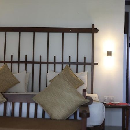 The Long Beach Resort & Spa Коггала Екстер'єр фото
