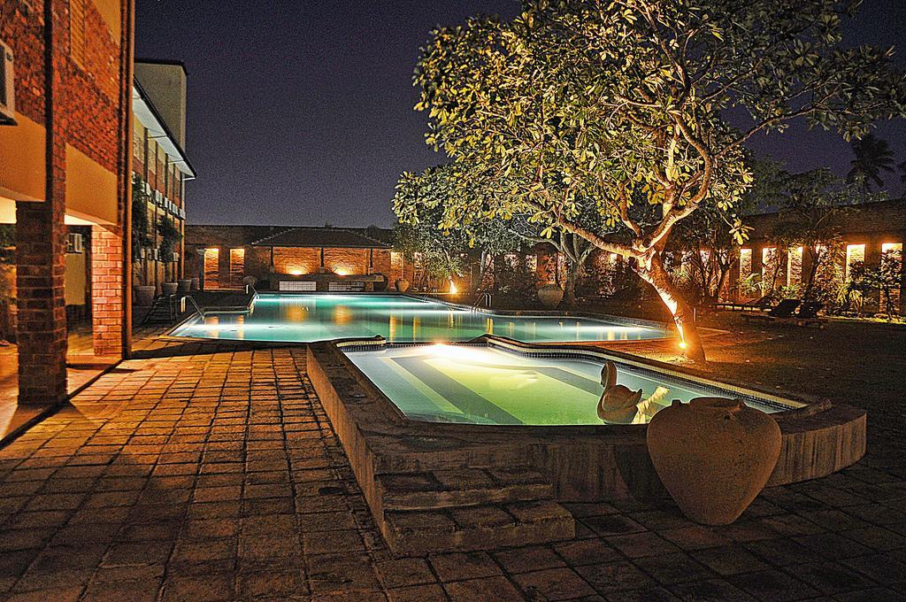 The Long Beach Resort & Spa Коггала Екстер'єр фото