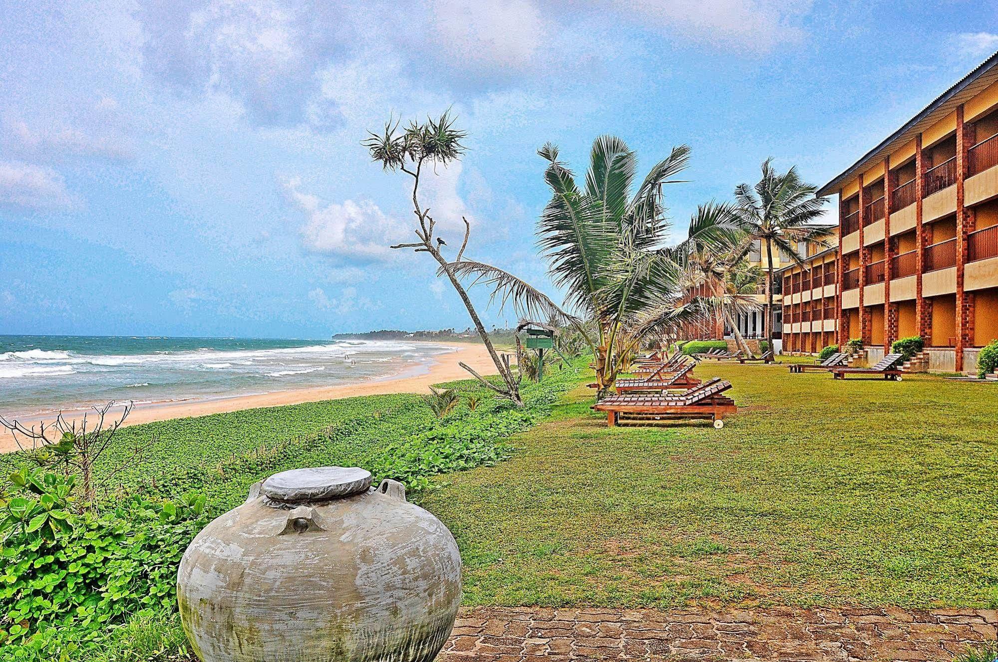 The Long Beach Resort & Spa Коггала Екстер'єр фото